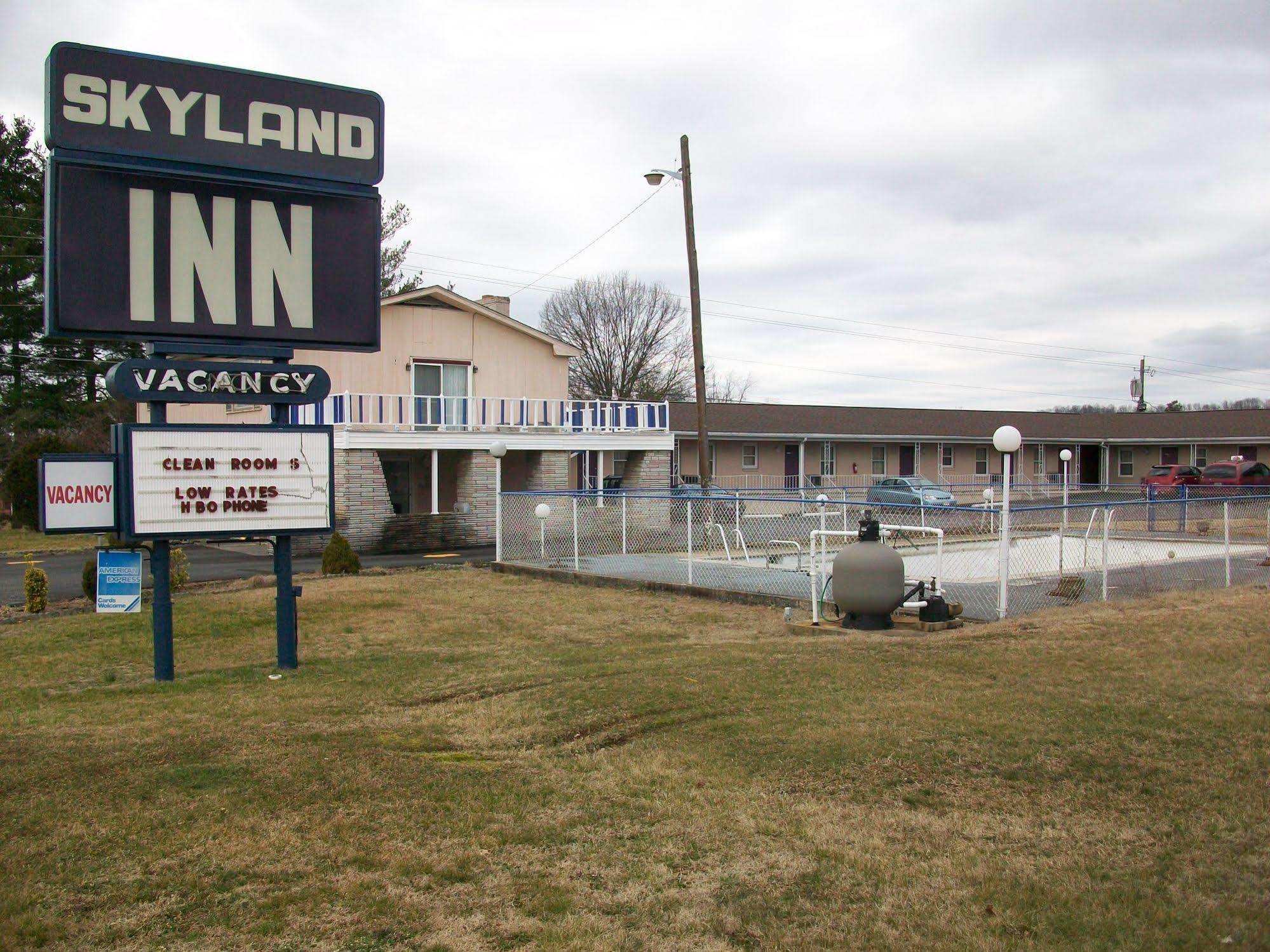 Skyland Inn - Bristol Hilander Park Eksteriør bilde